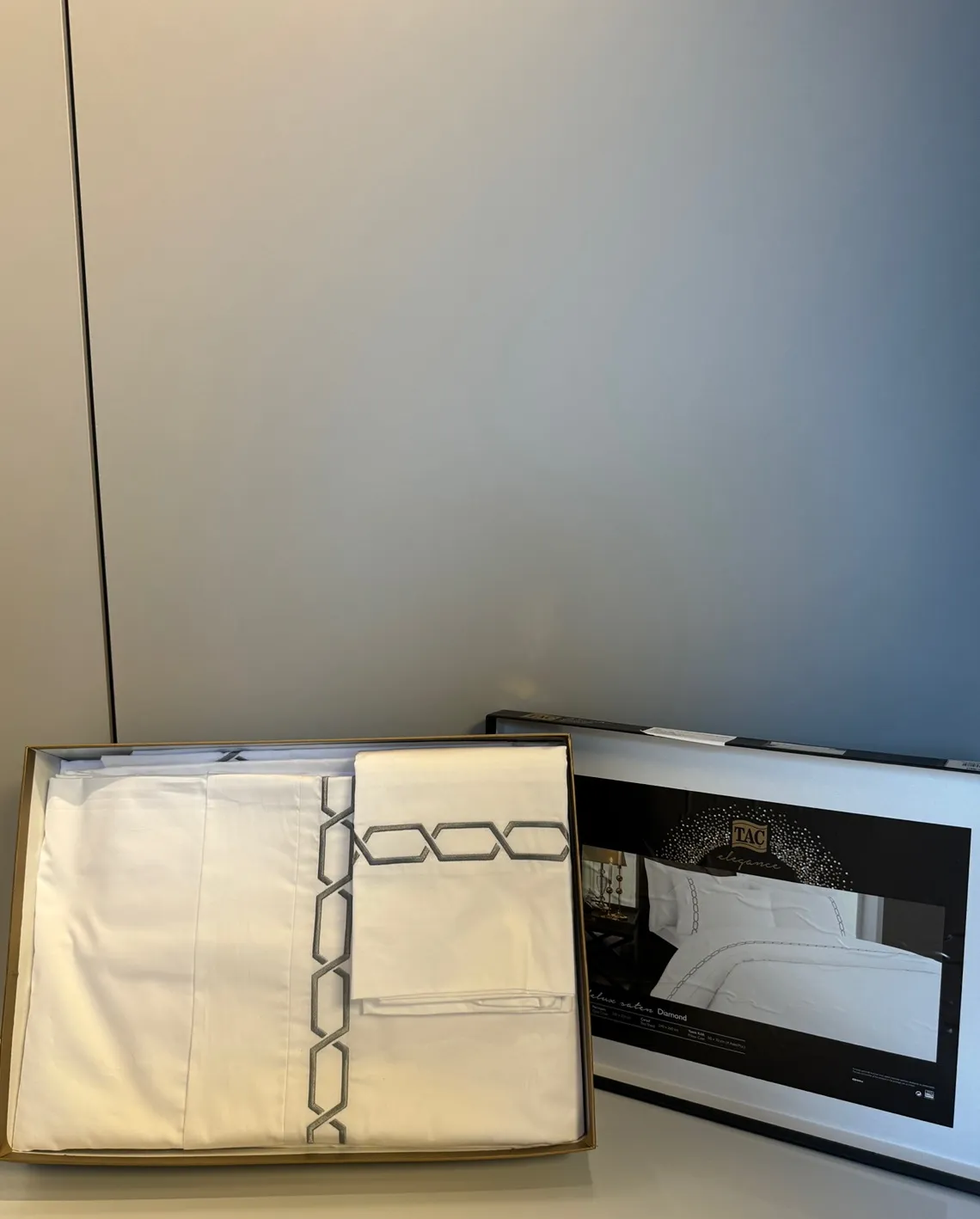 60283570 Tac Delux Diamond set posteljine za dve osobe siva saten  | Tellux - Vaš put do savršenog doma